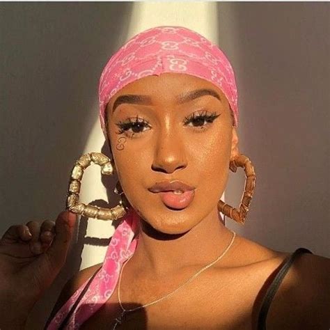 Gucci durag pink